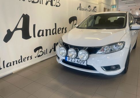 Nissan Pulsar, 2016