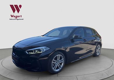 BMW 118, 2025