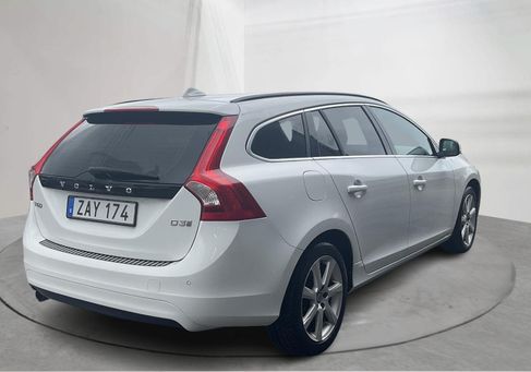 Volvo V60, 2018 3