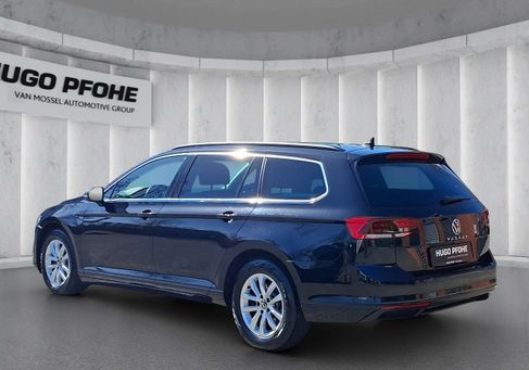 Volkswagen Passat, 2022