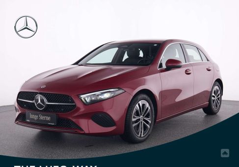 Mercedes-Benz A 180, 2023