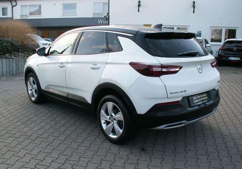 Opel Grandland X, 2019 3