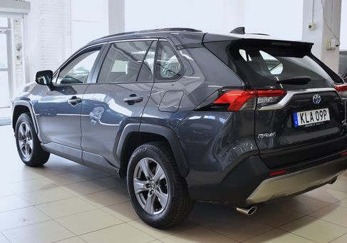 Toyota RAV 4, 2024 3