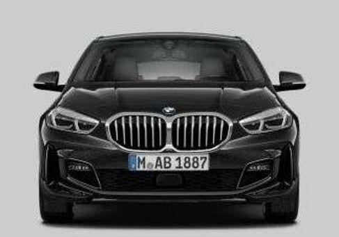 BMW 120, 2021