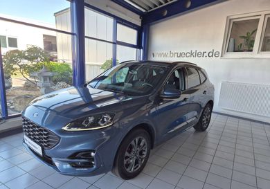 Ford Kuga, 2022