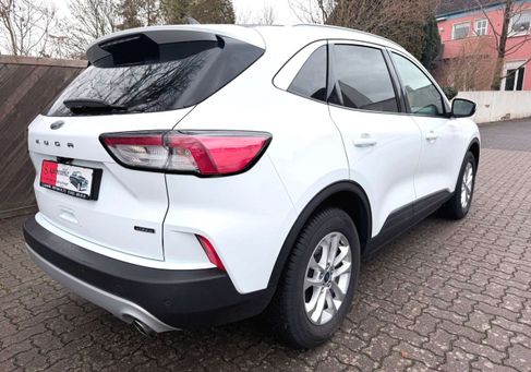 Ford Kuga, 2021