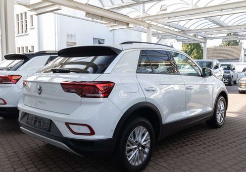 Volkswagen T-Roc, 2024