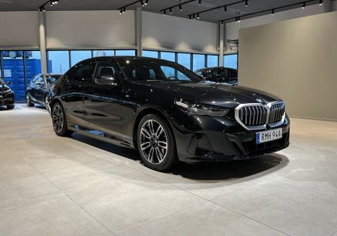 BMW 550, 2025