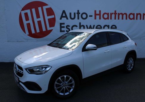 Mercedes-Benz GLA 180, 2020