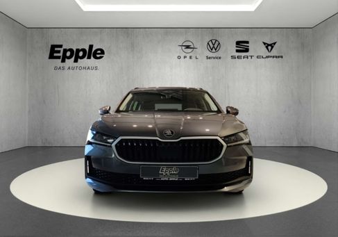 Skoda Superb, 2025