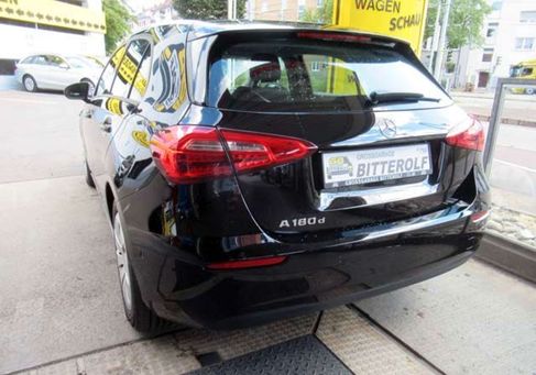 Mercedes-Benz A 180, 2022