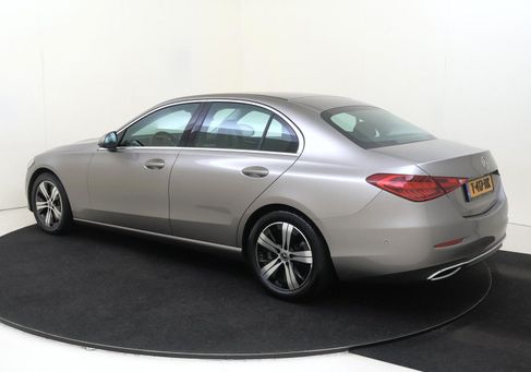 Mercedes-Benz C 180, 2022