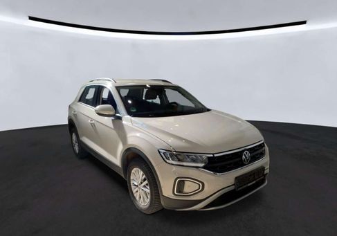 Volkswagen T-Roc, 2023