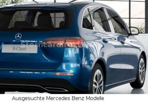 Mercedes-Benz B 180, 2024