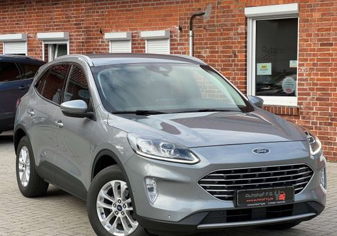 Ford Kuga, 2022