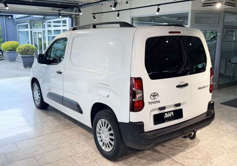 Toyota Proace, 2021