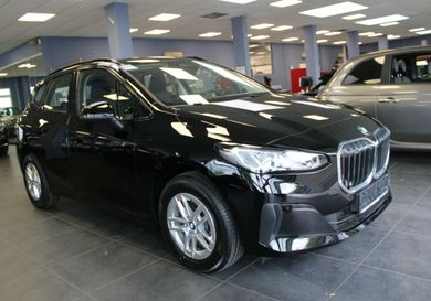 BMW 216, 2025
