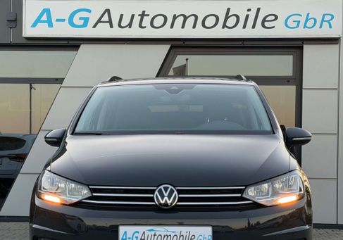 Volkswagen Touran, 2022 3