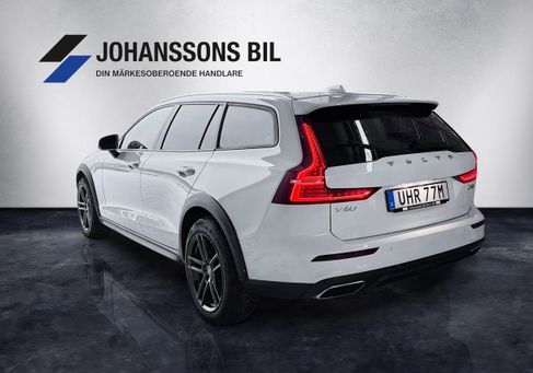 Volvo V60 Cross Country, 2020