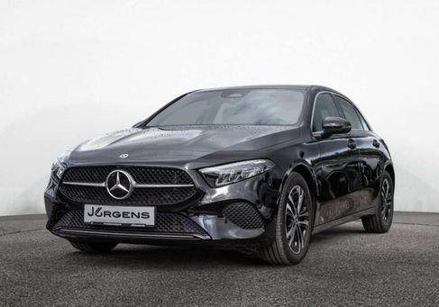 Mercedes-Benz A 180, 2025