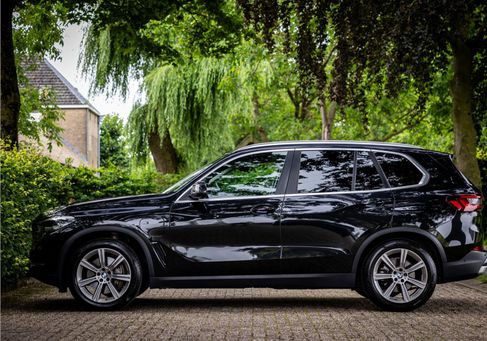 BMW X5, 2021