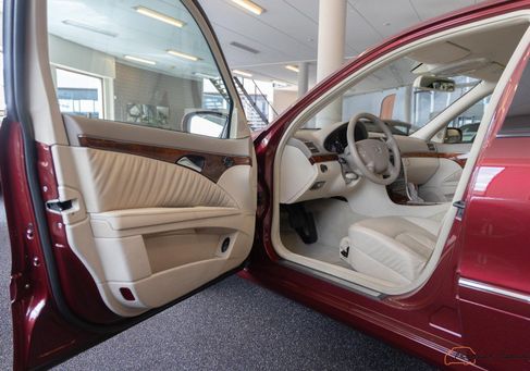 Mercedes-Benz E 320, 2004