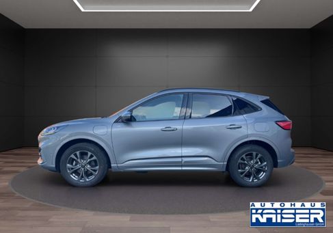 Ford Kuga, 2021