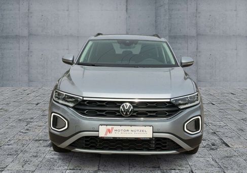 Volkswagen T-Roc, 2025 3