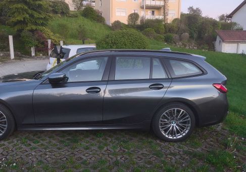 BMW 320, 2020
