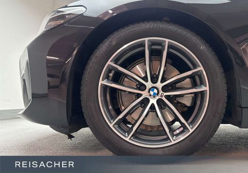 BMW 520, 2022 3