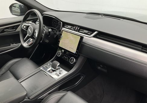Jaguar F-Pace, 2021