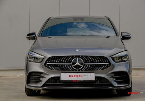 Mercedes-Benz CLA Klasė, 2022