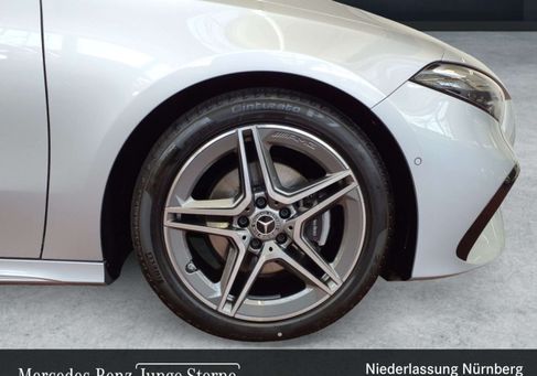 Mercedes-Benz A 180, 2026 3