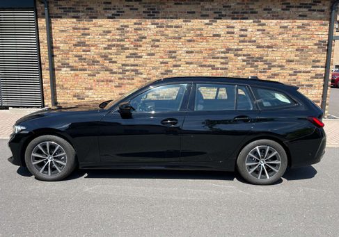 BMW 318, 2025
