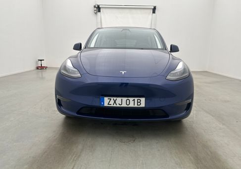 Tesla Model Y, 2023 2