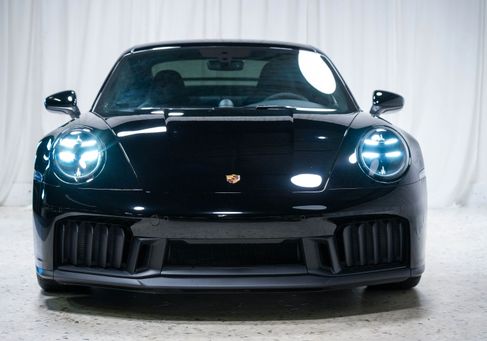Porsche, 2025