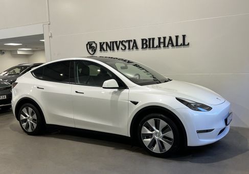 Tesla Model Y, 2023 3