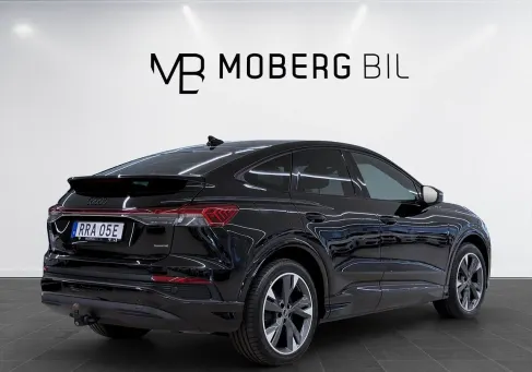 Audi Q4, 2023 3