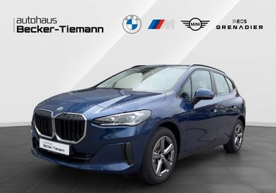 BMW 220, 2025