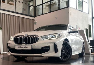 BMW 120, 2022