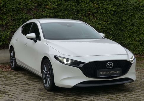 Mazda 3, 2022