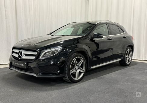 Mercedes-Benz GLA 200, 2015