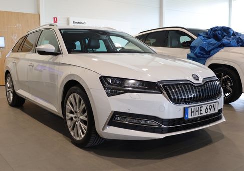 Skoda Superb, 2022