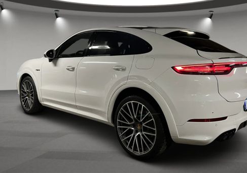 Porsche Cayenne, 2022