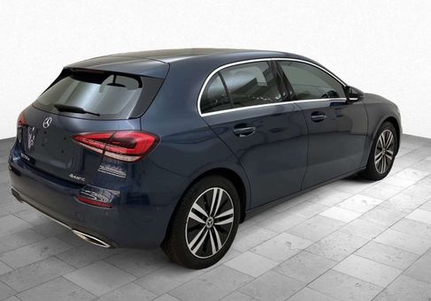 Mercedes-Benz A 220, 2022 3