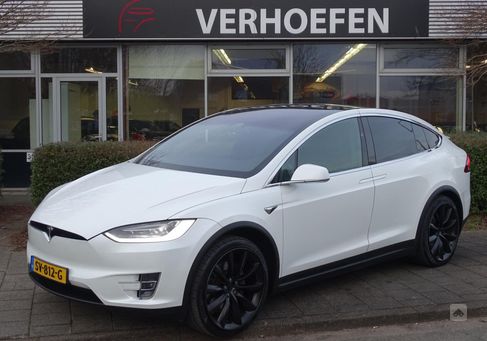 Tesla Model X, 2018