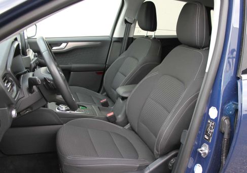 Ford Kuga, 2020