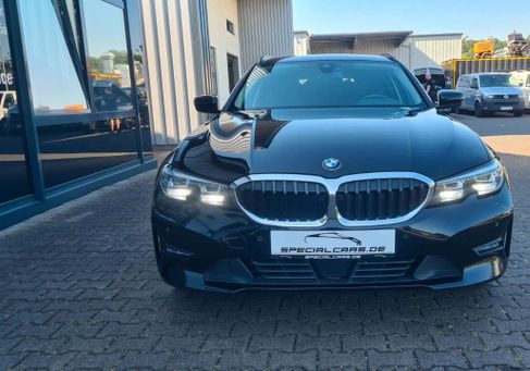 BMW 318, 2021