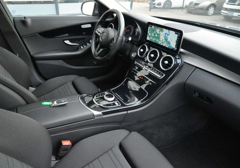 Mercedes-Benz C 220, 2021