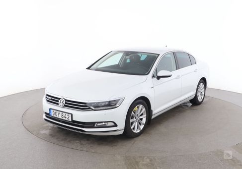 Volkswagen Passat, 2015